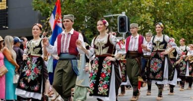 <div>Australia’s gender pay gap falls, but men dominate highest-paying roles: Govt report</div>