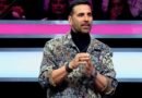 <div>Akshay Kumar relives his ‘Hi Rupa, Naha Liya?’ meme from ‘Bhagam Bhag’ on the Wheel of Fortune</div>