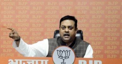 BJP hurls ‘traitor’ jibe at Rahul, calls him ‘chief architect’ of shirtless stir to demean India