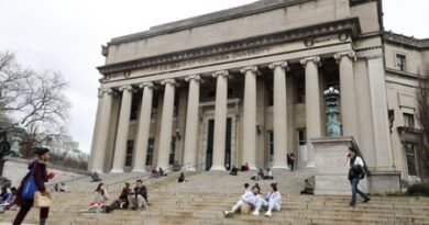 Indian students win praise in US Senate hearing