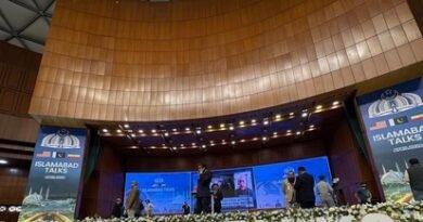 US media track marathon Iran talks, tensions