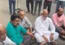 CPI(M), Samajwadi Party delegations stopped at Noida border amid worker protests