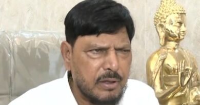 <div>‘Rahul Gandhi should worry about himself’: NDA leaders on remarks against Modi govt</div>