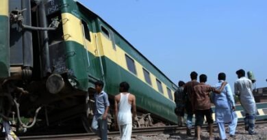 <div>BLA claims responsibility for train blast in Pakistan’s Balochistan</div>