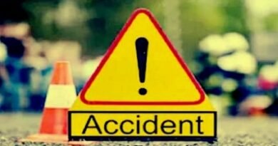 <div>30 injured as private bus overturns in Andhra Pradesh’s Anantapur</div>