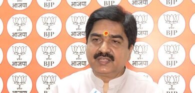<div>Cong adopted tender system, whoever collects more money for Gandhi family gets CM’s post, claims BJP</div>