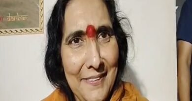 <div>Sadhvi Ritambhara, Karpatri Maharaj praise PM Modi’s achievements</div>