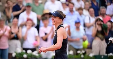 <div>French Open: Andreeva advances, Muchova crashes out; China’s Wang Xiyu reaches last 16 for first time (Ld)</div>