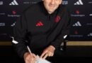 Veteran goalkeeper Tom Heaton signs one-year extension with Manchester United