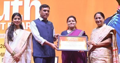 <div>Delhi CM Rekha Gupta joins ‘Youth for Viksit Bharat Convention’</div>