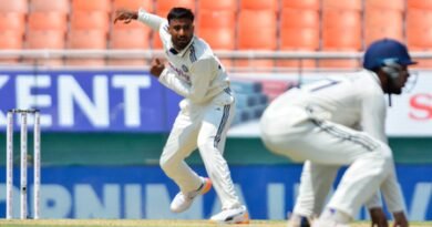 <div>‘An exceptional exhibition of spin bowling’: Swann hails Suthar’s dream Test debut</div>
