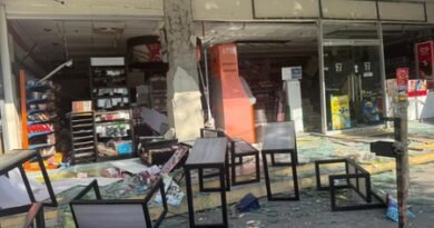 Five killed in 7.8 magnitude Philippines earthquake; tsunami waves up to 1.4 metres