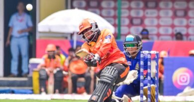 <div>Bengal T20 League: Shahbaz’s all-round show guides Rarh Tigers to victory over Smashers Malda</div>