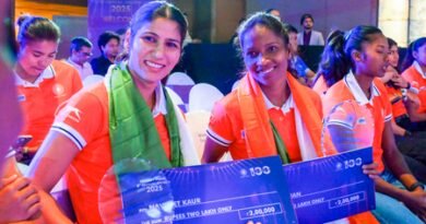 <div>Youth Hockey5s Asian C’ship: Indian men’s team beats Pakistan 7-3 and Oman 10-1; Women go down 3-6 to China</div>