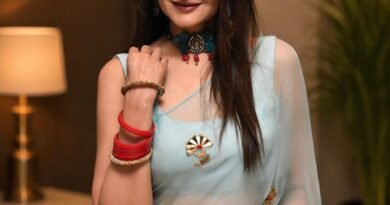 Smriti Khaannaa questions celebrity endorsement of WhatsApp username feature: ‘People trust stars without checking’