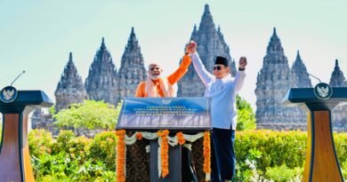 <div>Lot to learn for Bangladesh from PM Modi’s landmark three-nation visit: Report</div>