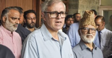 <div>Omar Abdullah announces counter legal offensive after BJP’s defamation notice</div>
