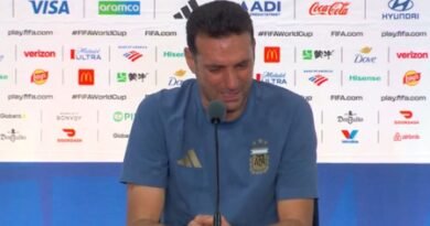 Argentina boss Scaloni leaves press conference in tears after World Cup heartbreak