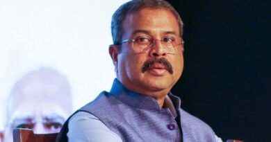 <div>‘Pained by last 10 days’ events’: Dharmendra Pradhan on stepping down as Education Minister</div>