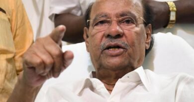 PMK founder Ramadoss retires from active politics, hands over responsibility to Anbumani