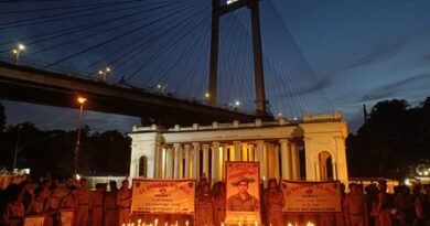 <div>Glowing tributes to Kolkata’s own braveheart on eve of Kargil Vijay Diwas</div>