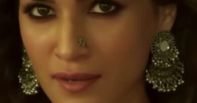 <div>Kriti Sanon celebrates 5 years of ‘Mimi’, thanks fans for all the love</div>
