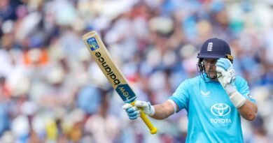 Root is batting with great thought against Bumrah: Nayar