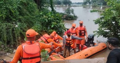 <div>Gujarat: Over 4,000 evacuated as heavy rain batters Surat; SDRF teams deployed amid ‘Red Alert’</div>