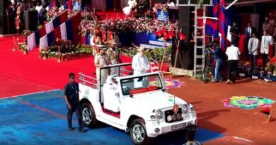 Amit Shah presents President’s Colour to Puducherry Police for distinguished service (Lead)