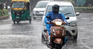Delhi-NCR to witness cloudy skies, rain spells; air quality remains in poor category