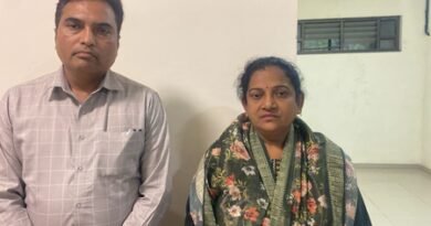 Bribe sought to prevent demolition of unauthorised construction in Gujarat; two held with Rs 3.15 lakh