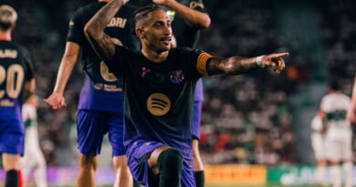 Barcelona kicks off La Liga title defense with Elche rout