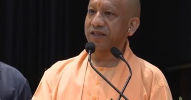 <div>Why do you want to destroy India’s heritage: CM Yogi blasts Rahul Gandhi over Manusmriti remark</div>