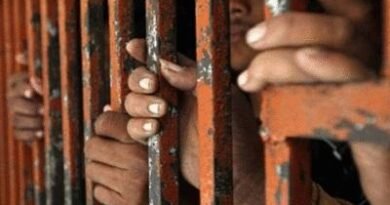<div>Rights body urges B’desh to end indefinite pre-trial detention of Awami League leaders</div>