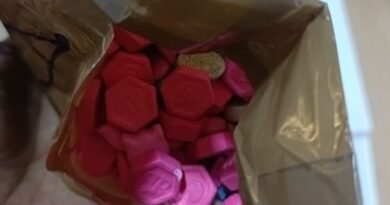 DRI seizes narcotic drugs valued at Rs 3.41 crore at Pune Railway station