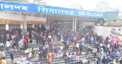 Bengal: ER suspends licence of operator after rail coach restaurant catches fire