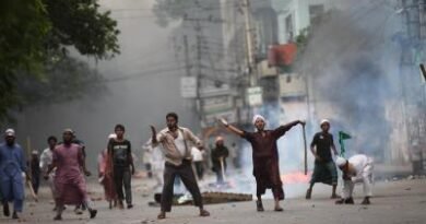 Secular voices under great pressure as extremists gain ground in Bangladesh: Report