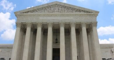 US Supreme Court temporarily allows White House ballroom construction to continue