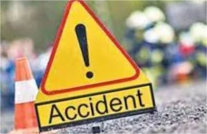 Six killed as oil tanker rams auto-rickshaw in Telangana