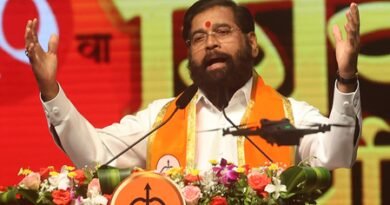 <div>Maha Dy CM Shinde slams Uddhav Thackeray-led faction’s demand to freeze ‘Bow and Arrow’ symbol</div>
