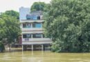 <div>Kosi nears High Flood Level in Katihar’s Kursela as floodwaters cut off villages, destroy crops</div>