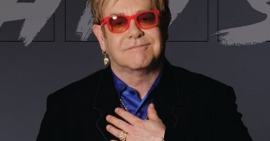 Sir Elton John pays tribute to late designer Bob Mackie: His costumes were works of art