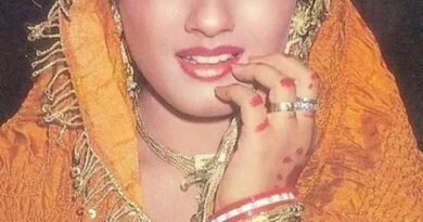 Raveena Tandon recollects how she broke the ice with Karisma Kapoor on ‘Andaz Apna Apna’