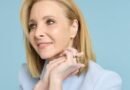 When an immigration officer had no idea who Lisa Kudrow was