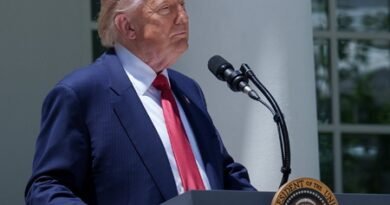 US networks halt Trump pool coverage