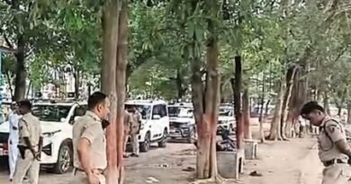 Patna coaching centre teacher accused of misconduct with student, uproar erupts