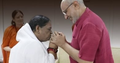 C.P. Radhakrishnan attends Mata Amritanandamayi’s 73rd birthday celebrations in Kollam