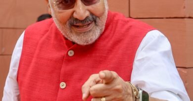 <div>‘If votes were stolen, how did you become LoP’, Union Minister asks Rahul Gandhi</div>