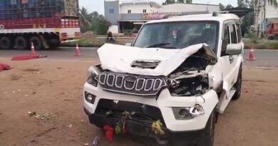 <div>Four killed as speeding SUV hits Bhavani devotees in Andhra’s Kakinada</div>