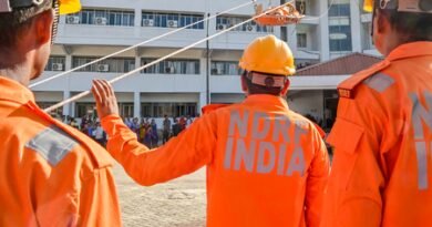 TN: Two NDRF teams sent to Ooty as landslides disrupt Nilgiris traffic
